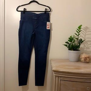 Rock Star Built-In Sculpt Jeggings